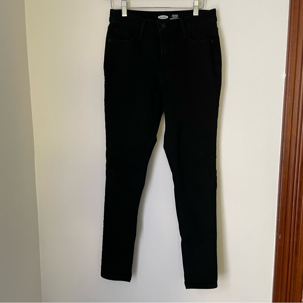 Black Old Navy Rockstar Skinny Jeans, Size 8